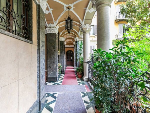 appartamento in vendita a Milano in zona Centro Direzionale