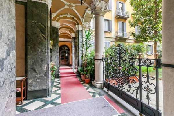 appartamento in vendita a Milano in zona Porta Venezia