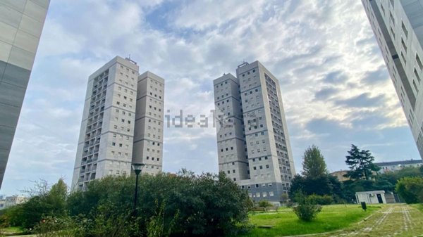 appartamento in vendita a Milano in zona Baggio