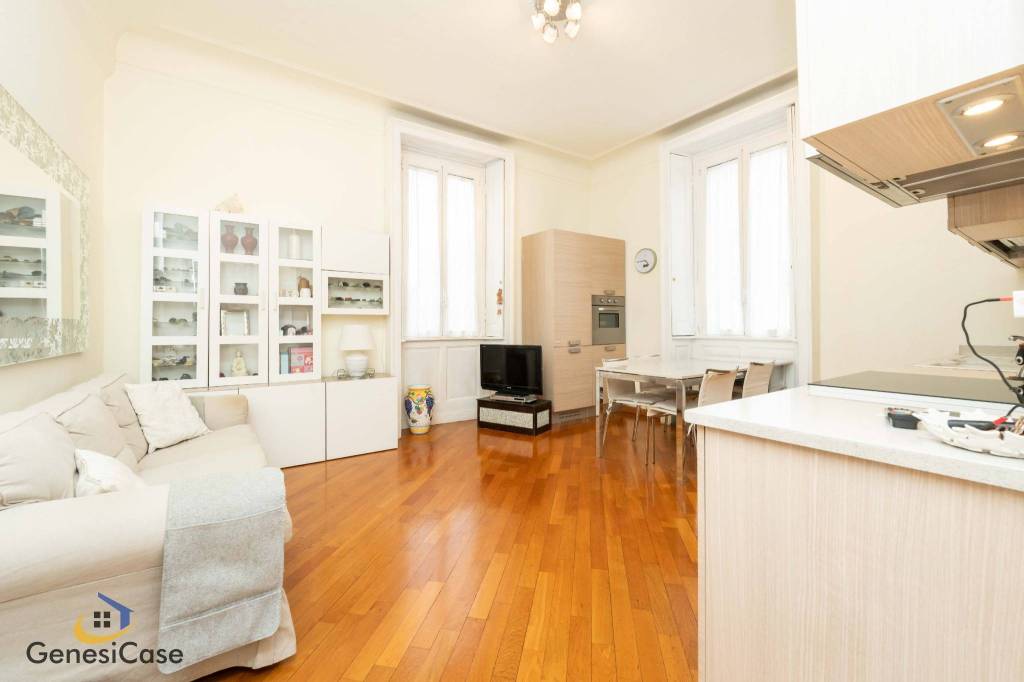appartamento in vendita a Milano in zona Città Studi