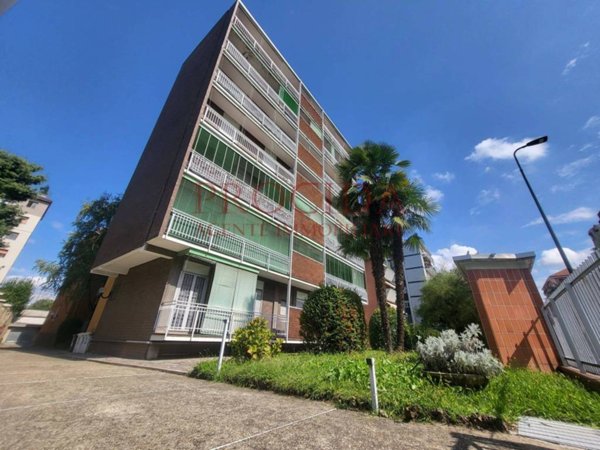 appartamento in vendita a Milano in zona Bovisa