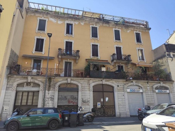 appartamento in vendita a Milano in zona Chiesa Rossa