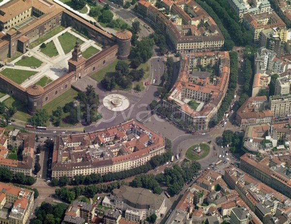 villa in vendita a Milano in zona Cadorna
