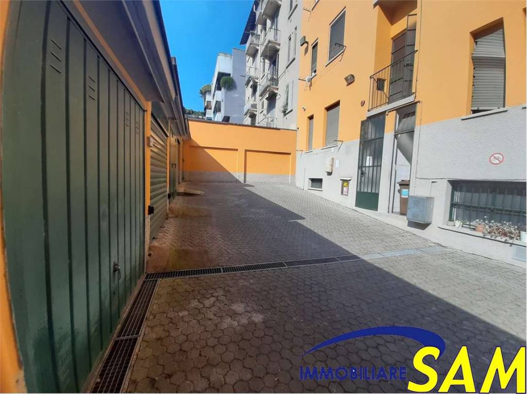 appartamento in vendita a Milano in zona Piazzale Lodi