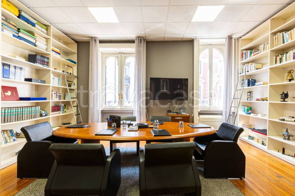 casa indipendente in vendita a Milano in zona Porta Venezia