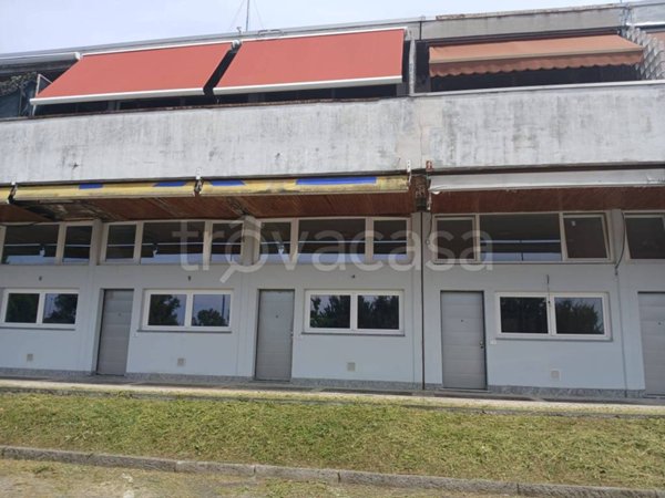 appartamento in vendita a Milano in zona Famagosta