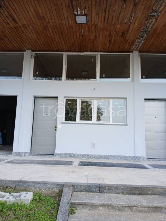 appartamento in vendita a Milano in zona Famagosta