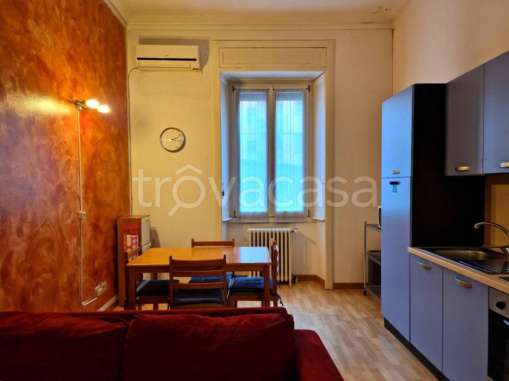 appartamento in vendita a Milano in zona Corvetto