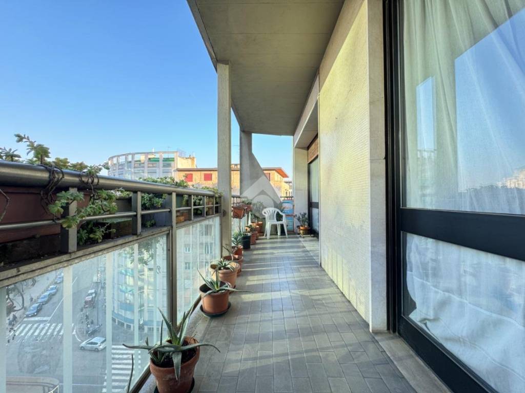 appartamento in vendita a Milano in zona Centro Direzionale