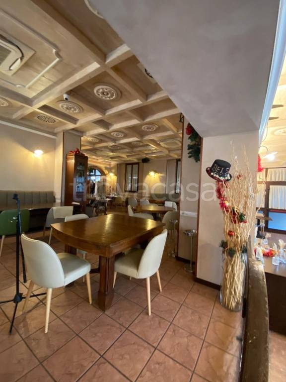 negozio in vendita a Milano in zona Boffalora