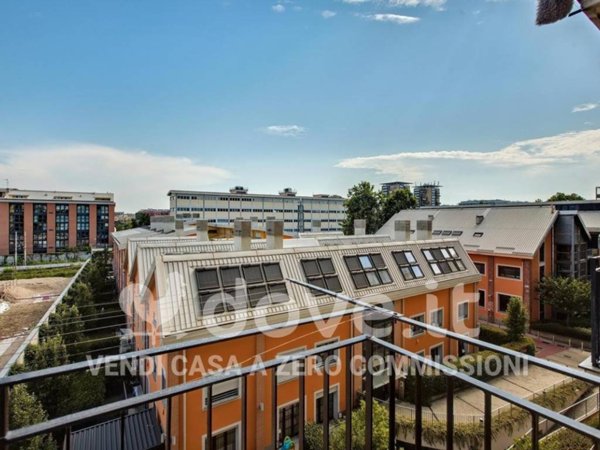 appartamento in vendita a Milano in zona Bocconi