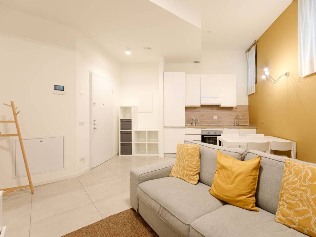 appartamento in vendita a Milano in zona Isola