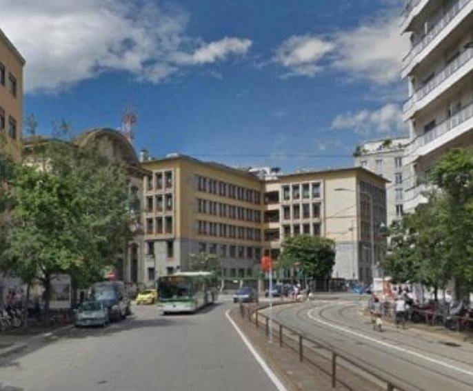 appartamento in vendita a Milano in zona Guastalla