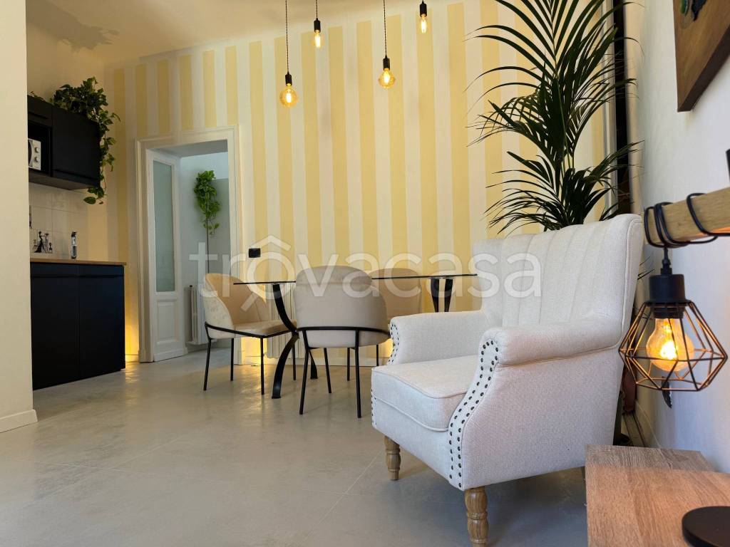 appartamento in vendita a Milano in zona Corvetto