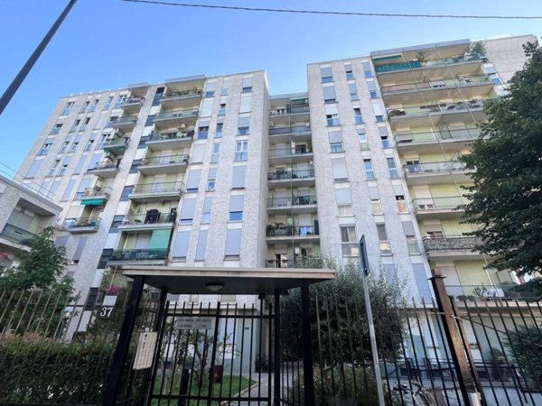 appartamento in vendita a Milano in zona Bovisa