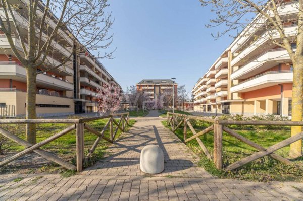 appartamento in vendita a Milano in zona Vigentino