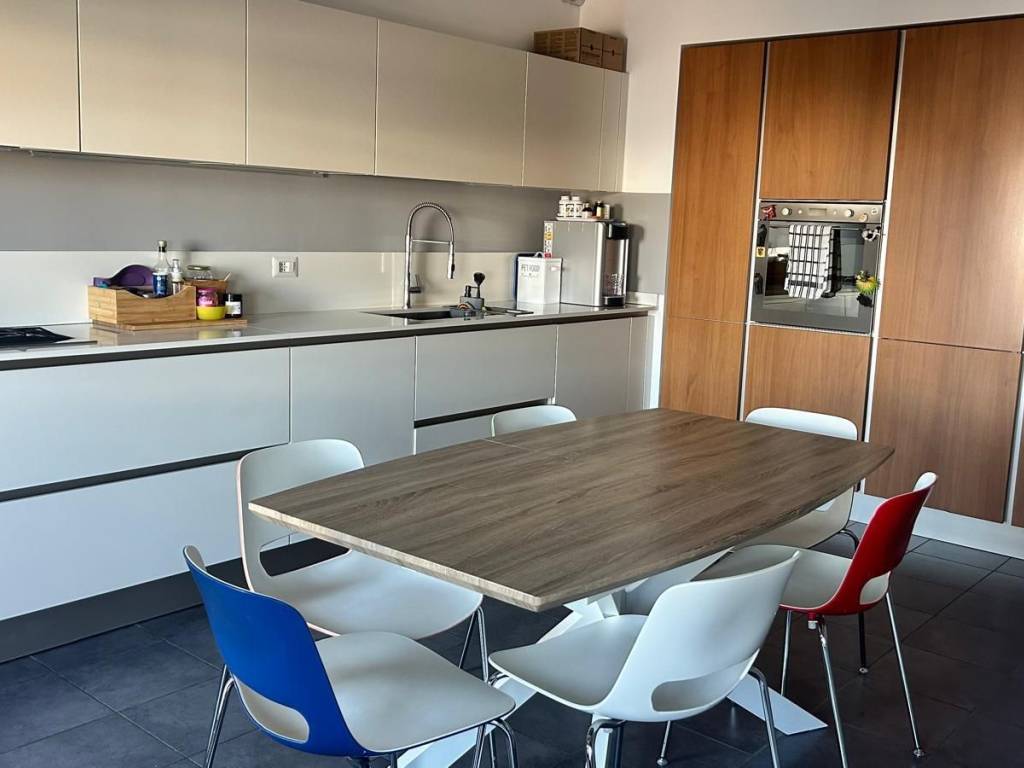 appartamento in vendita a Milano in zona Bicocca