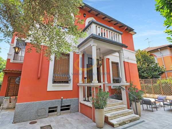 casa indipendente in vendita a Milano in zona Maggiolina
