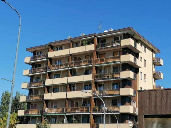 appartamento in vendita a Milano in zona Forlanini