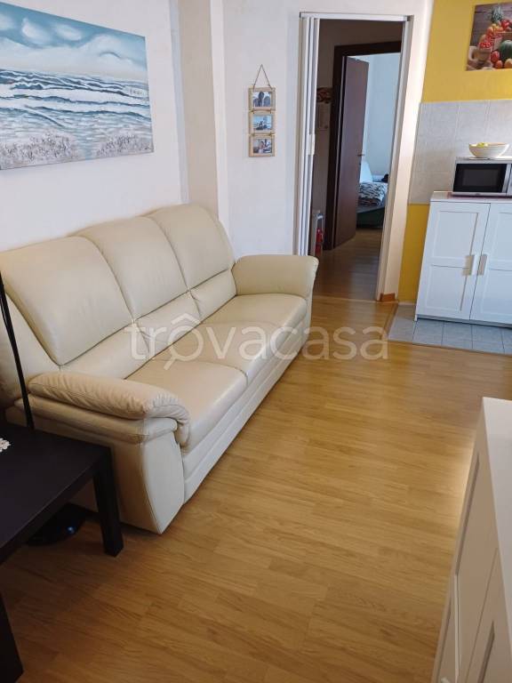 appartamento in vendita a Milano in zona Cascina dei Pomi
