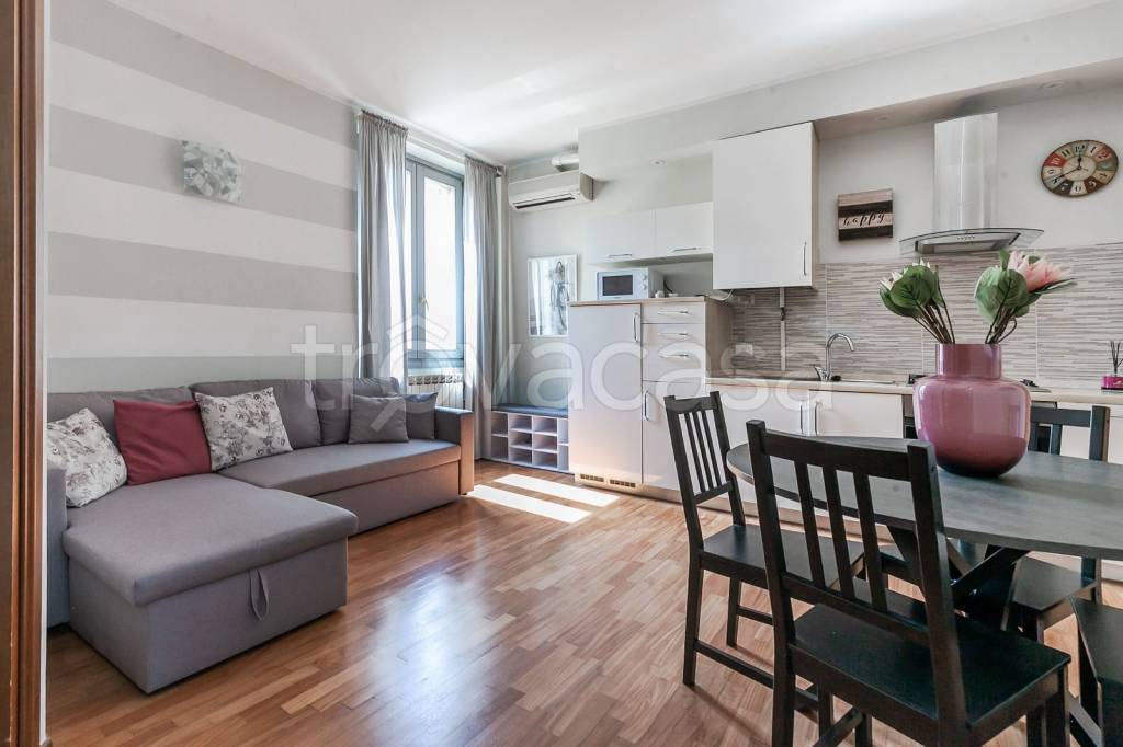appartamento in vendita a Milano in zona Porta Venezia