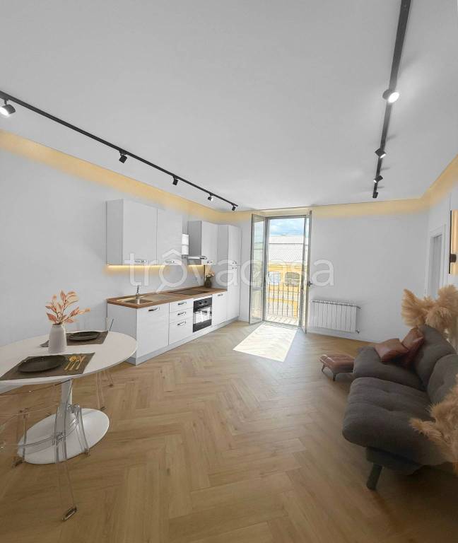 appartamento in vendita a Milano in zona Casoretto