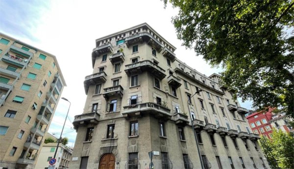appartamento in vendita a Milano in zona Sempione