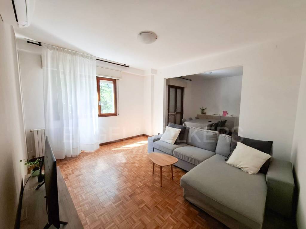 appartamento in vendita a Milano in zona Gratosoglio