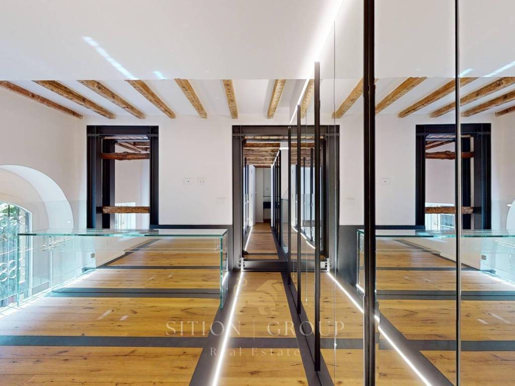 appartamento in vendita a Milano in zona Brera