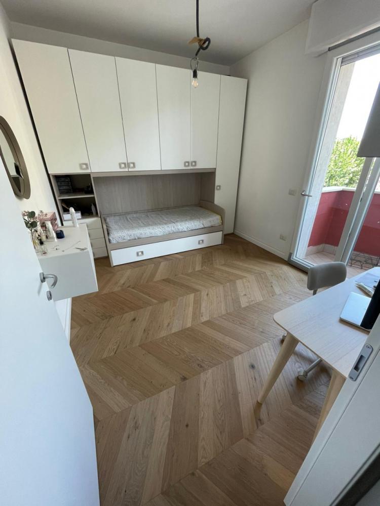 appartamento in vendita a Milano in zona Lorenteggio