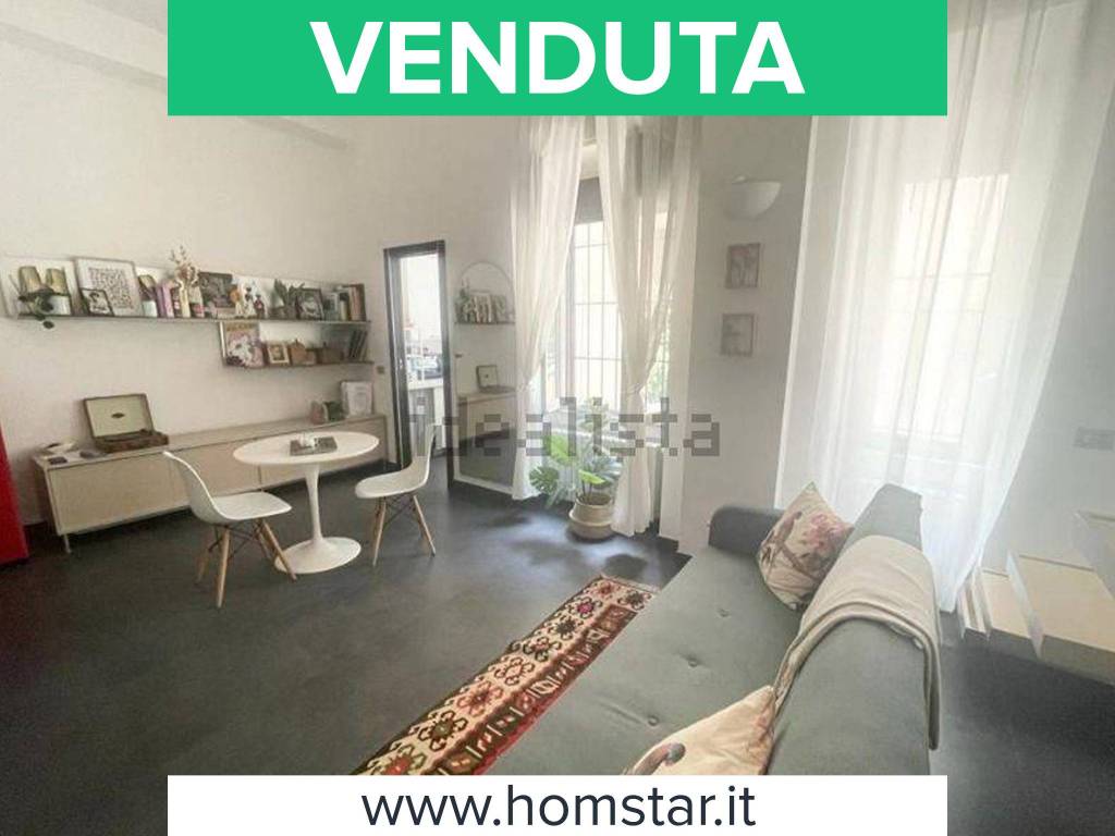 appartamento in vendita a Milano in zona Centro Direzionale