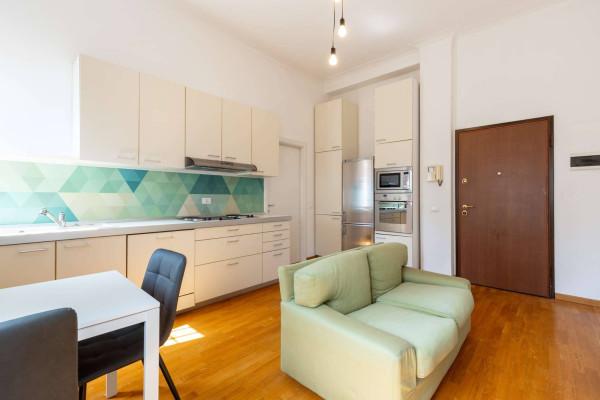 appartamento in vendita a Milano in zona Isola