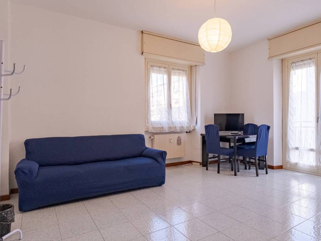 appartamento in vendita a Milano in zona Barona