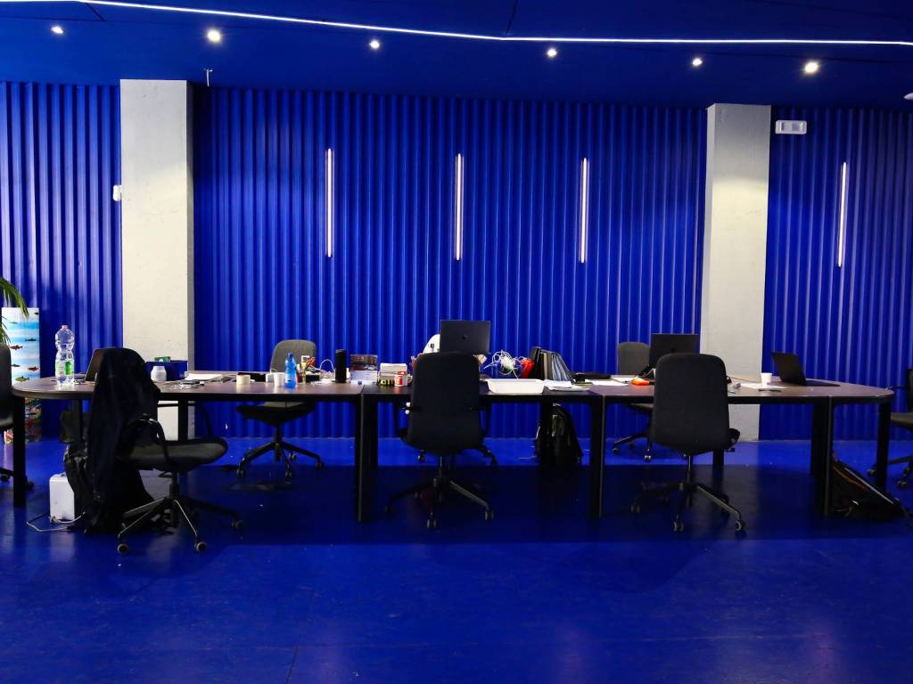 ufficio in vendita a Milano in zona Barona