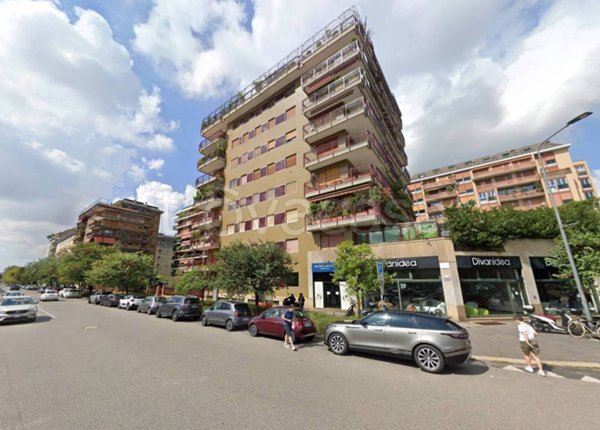 quadrivano in vendita a Milano in zona Sempione