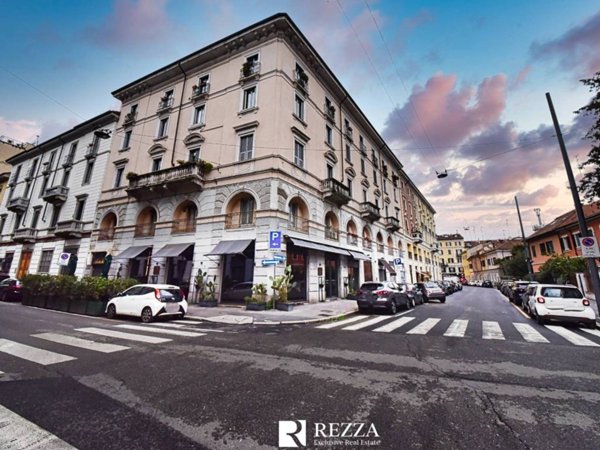 appartamento in vendita a Milano in zona XXII Marzo