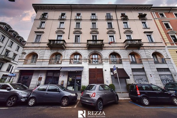 appartamento in vendita a Milano in zona XXII Marzo