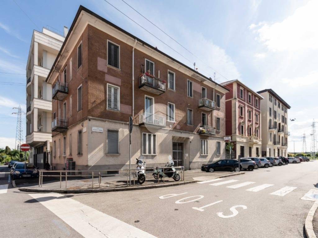 appartamento in vendita a Milano in zona Ponte Lambro