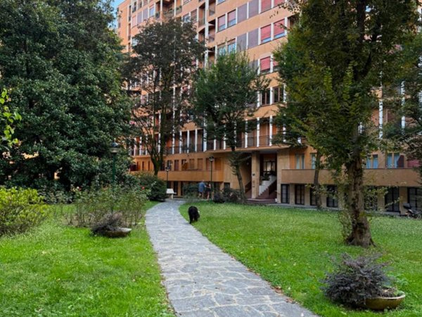 appartamento in vendita a Milano in zona Solari