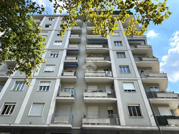 appartamento in vendita a Milano in zona Città Studi