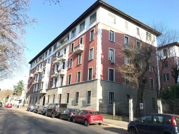 appartamento in vendita a Milano in zona Chiesa Rossa