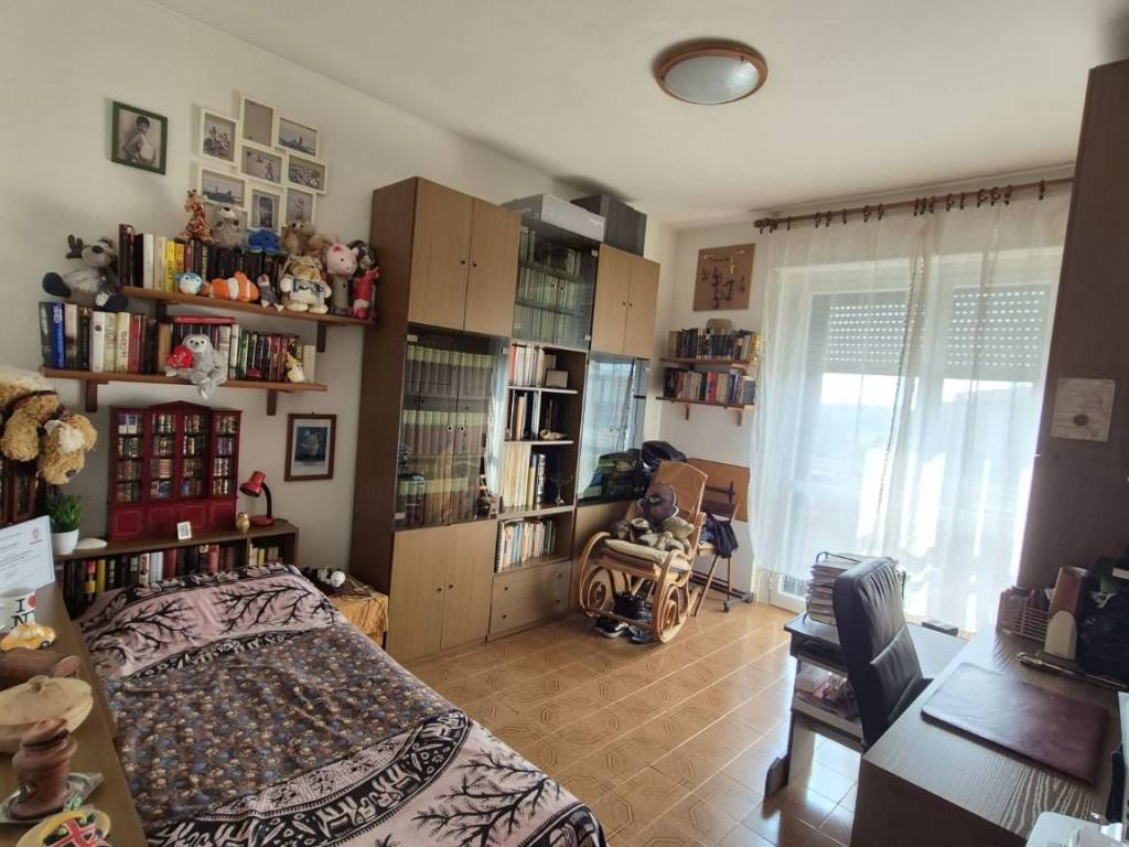 appartamento in vendita a Milano in zona Crescenzago