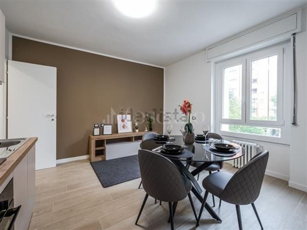 appartamento in vendita a Milano in zona Ronchetto sul Naviglio