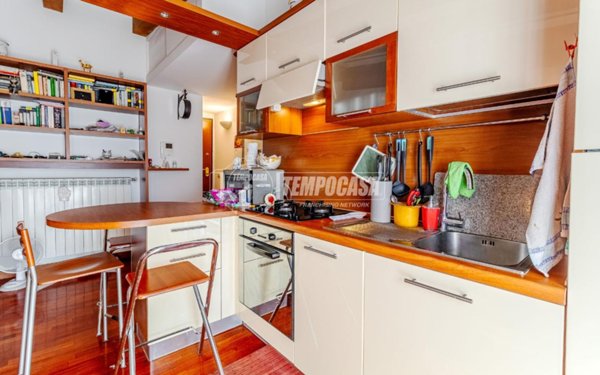 appartamento in vendita a Milano in zona Corvetto