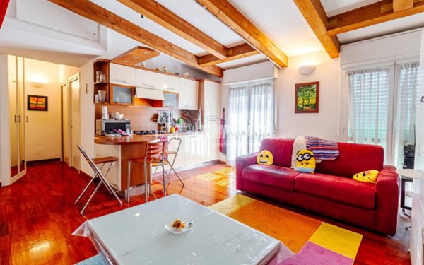 appartamento in vendita a Milano in zona Corvetto