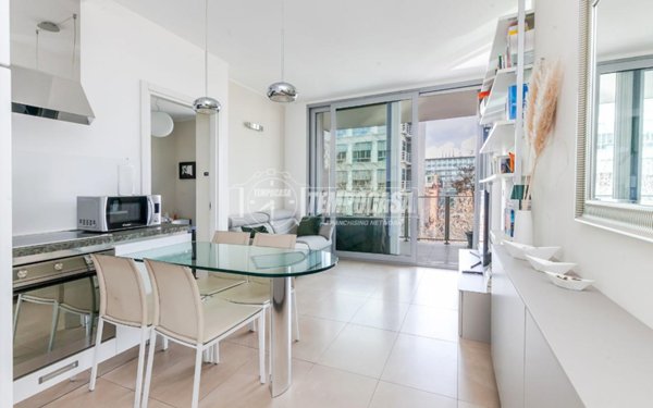 appartamento in vendita a Milano in zona Isola