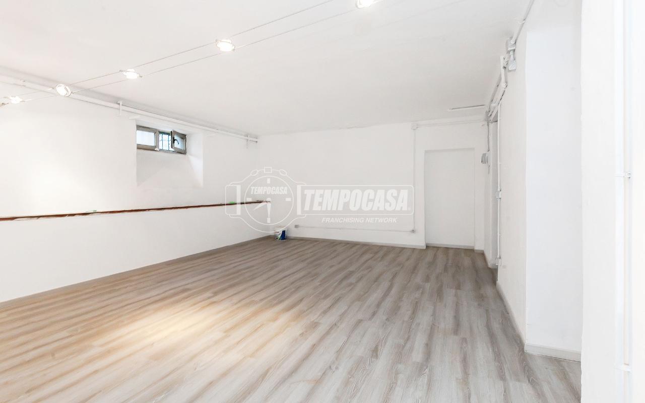 appartamento in vendita a Milano in zona Dergano