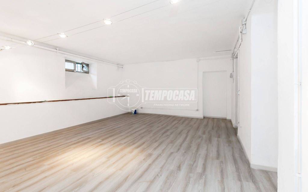 appartamento in vendita a Milano in zona Dergano