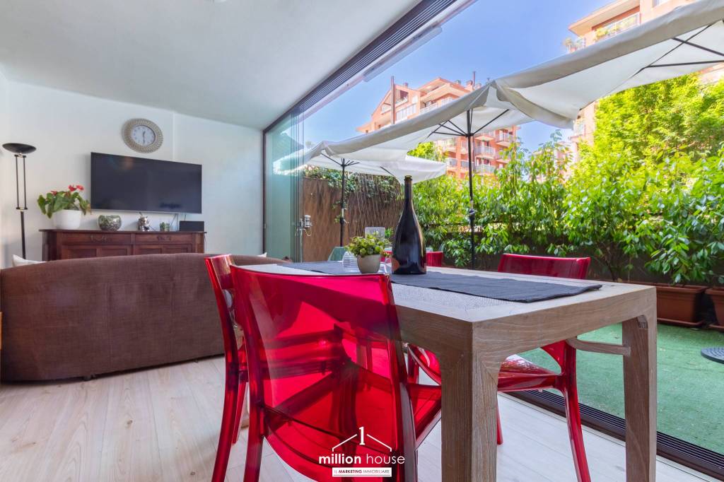 appartamento in vendita a Milano in zona Adriano