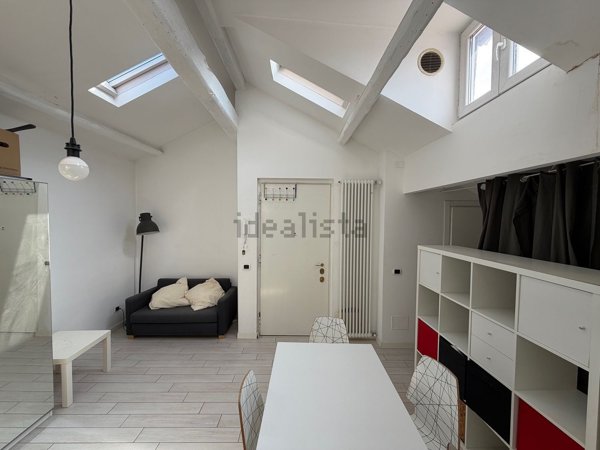 appartamento in vendita a Milano in zona Porta Lodovica